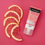 Neutrogena Refreshingly Clear Oil-Free Moisturiser 50ml - Image 2